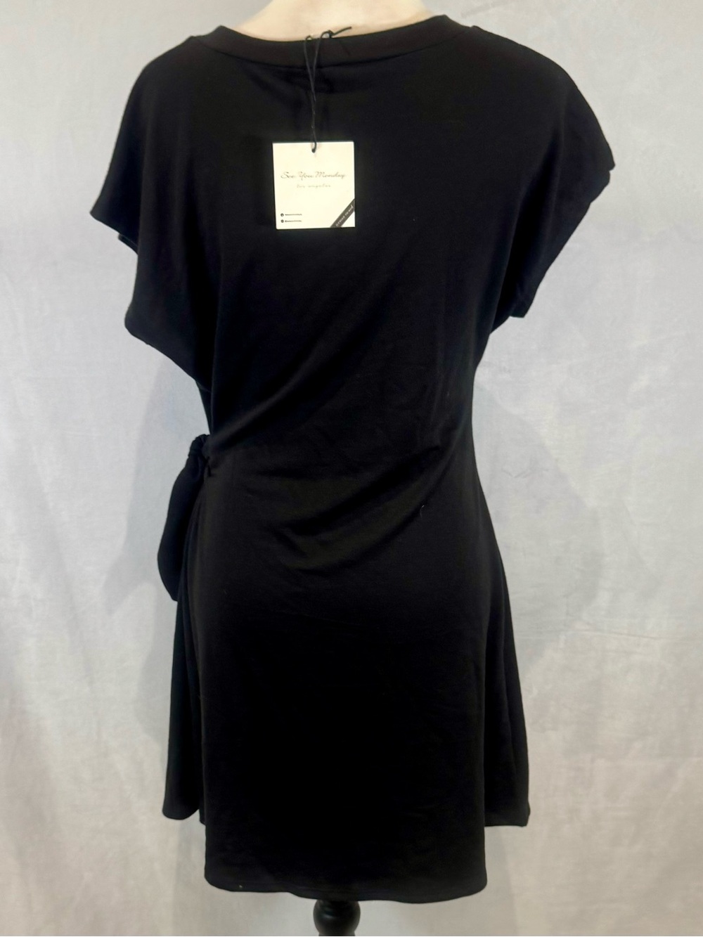 See You Monday black tie side dress size medium NWT - Picture 5 of 9